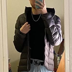 Meet your Posher, Aidan